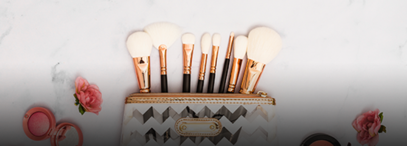 Phyrra – Beauty & Lifestyle-f
